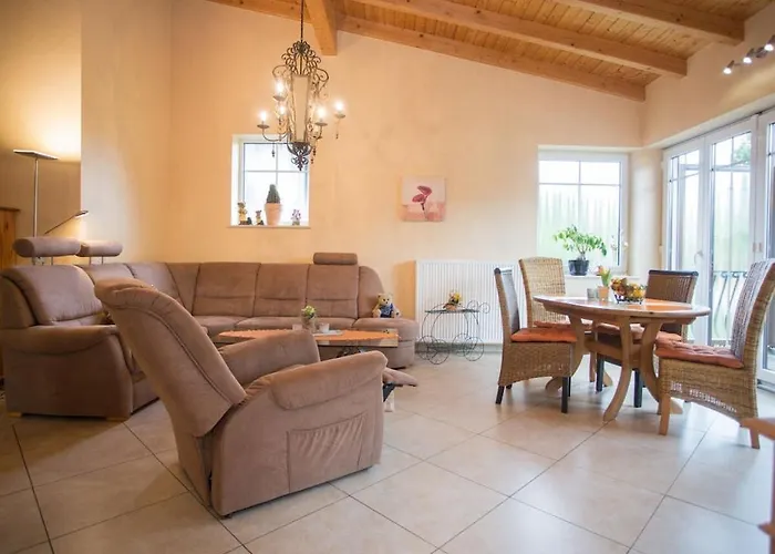 Semesterbostad Haus Edelweiss Comfortable